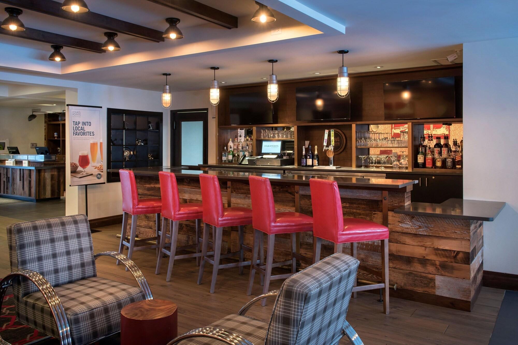 The Crossroads Hotel - Newburgh Kültér fotó